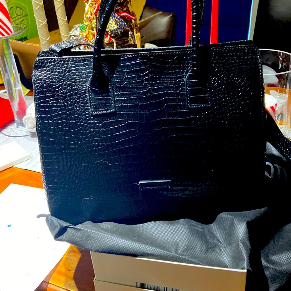 Gianni Conti new with tags gator patterened black bag/laptop case